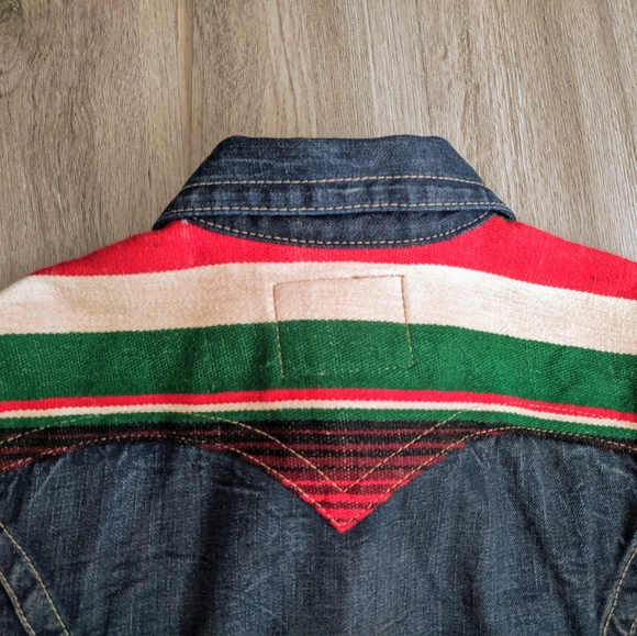 True Religion World Tour Jada Baja Denim Jacket M like new - Picture 3 of 10